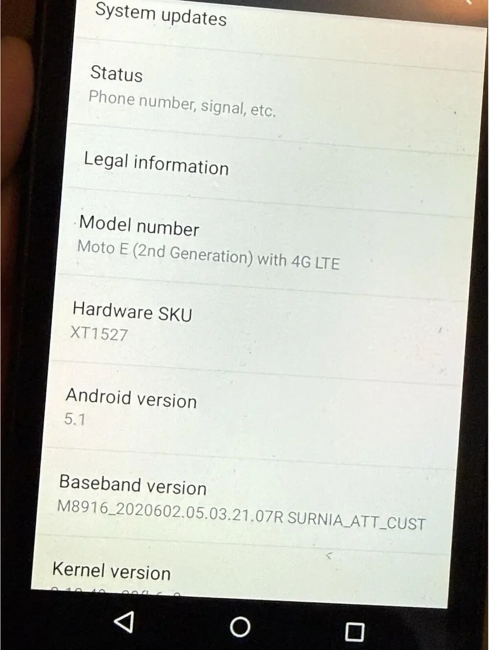 Motorola Moto E 2nd Gen XT1527 4G LTE The Back Is A Bit Mess Up, Bundle